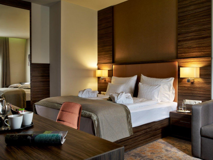 Barack Thermal Resort