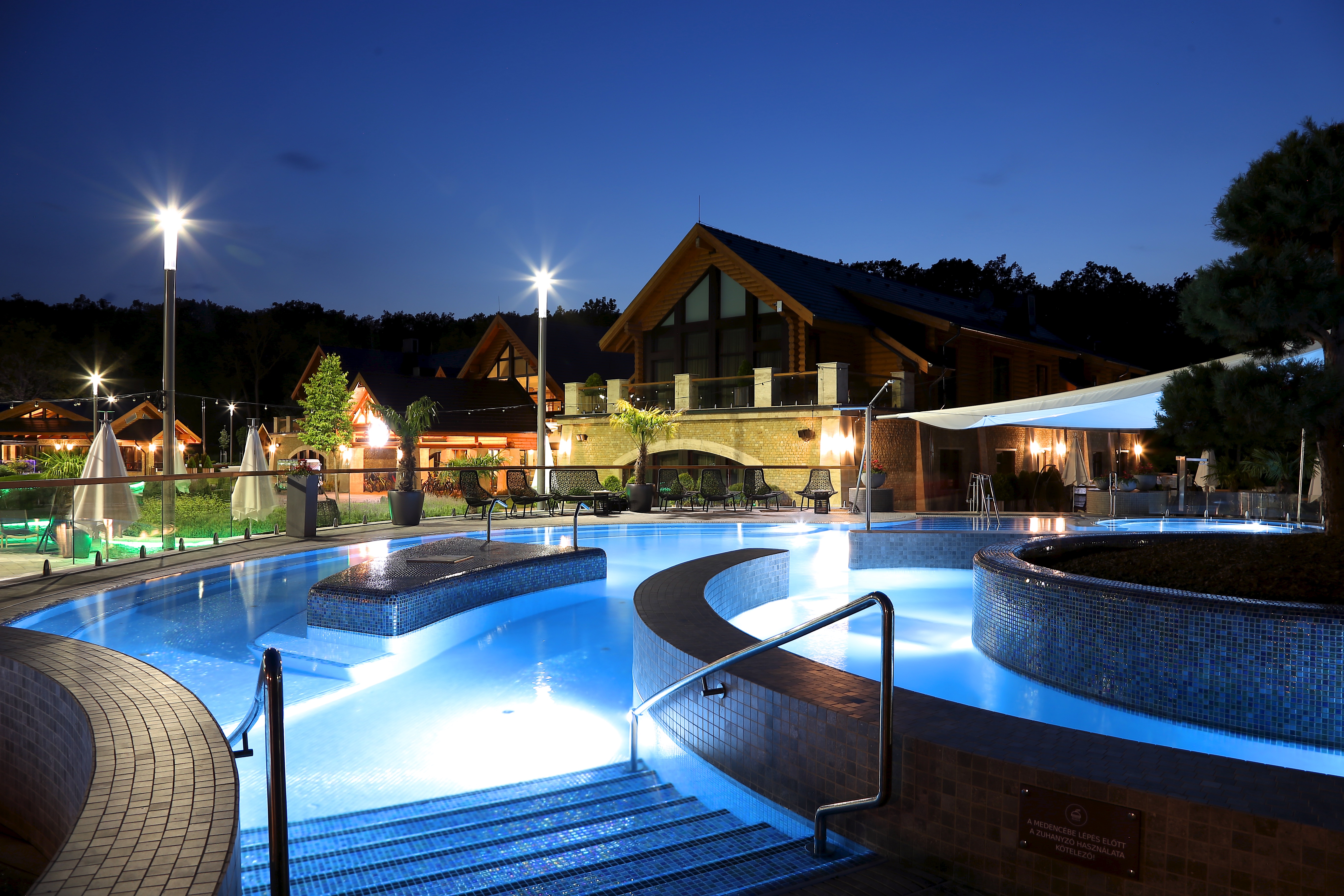 Avalon Park és Resort & Spa