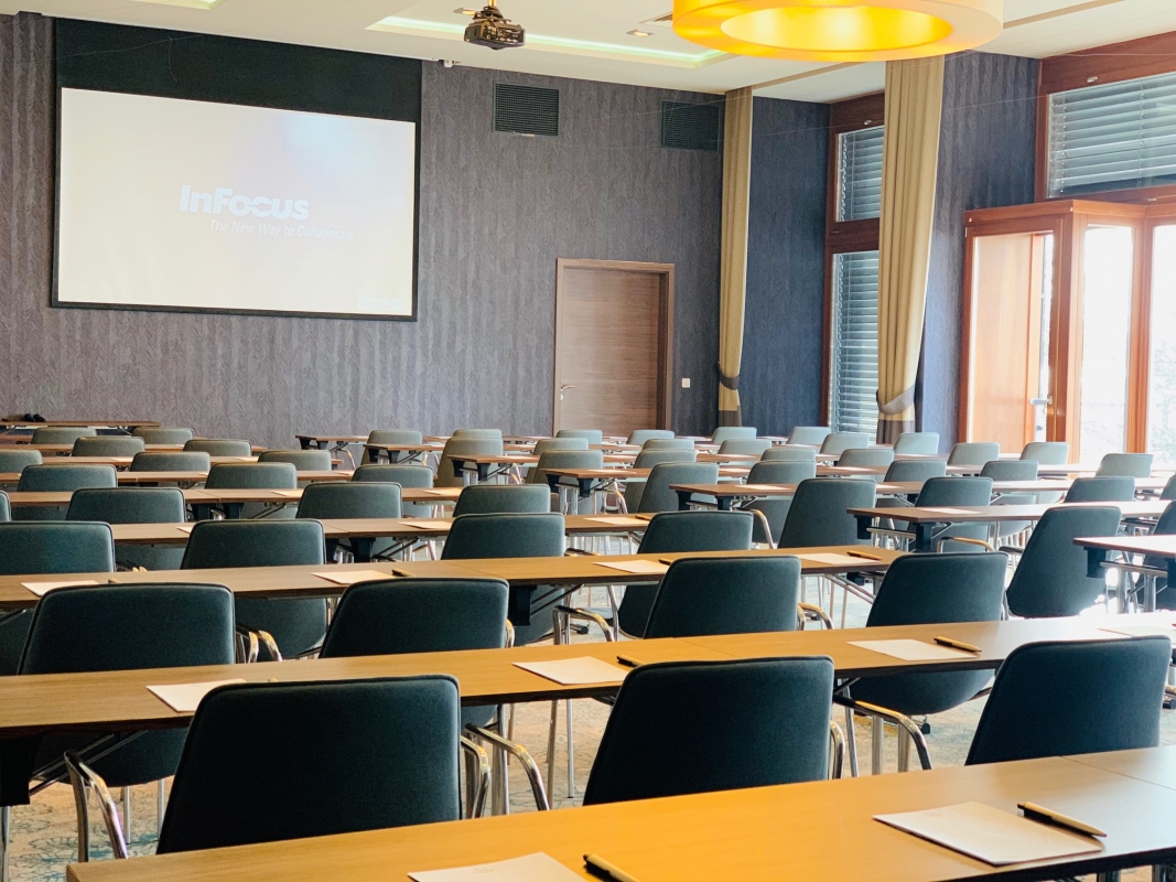 Barack Thermal Resort