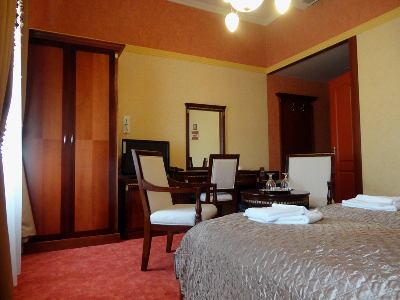 Nelson Hotel