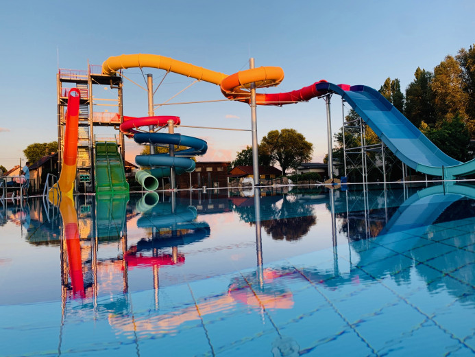 Barack Thermal Resort