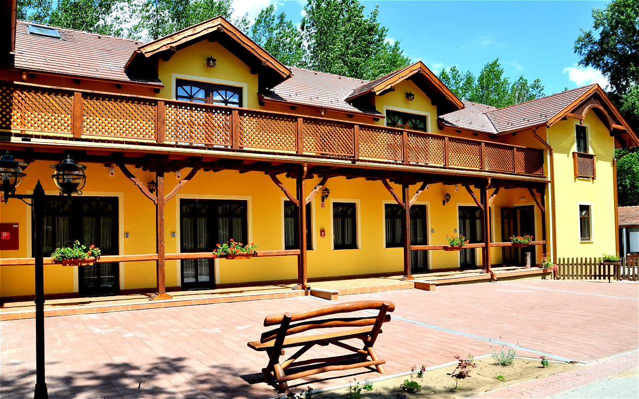 Forster Vadászkastély és Szálloda