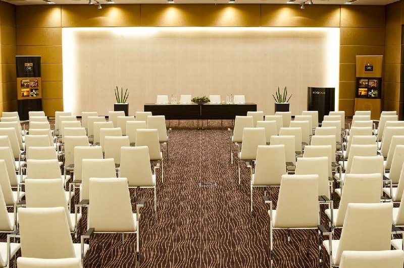 Abacus Business & Wellness Hotel