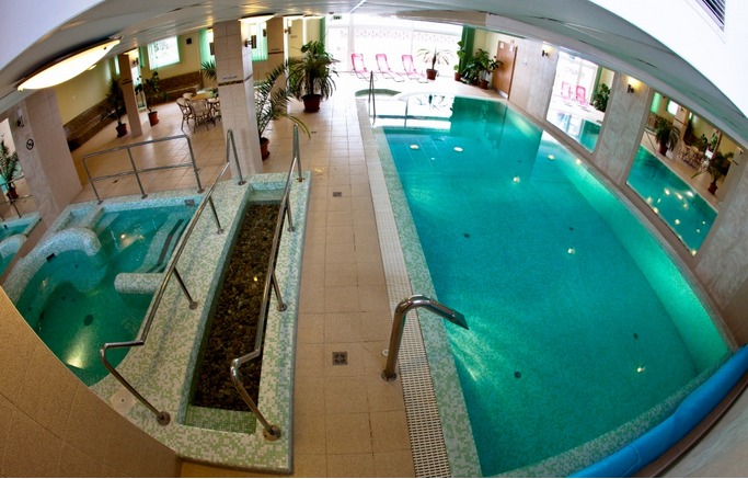 Granada Konferencia Wellness és Sport Hotel