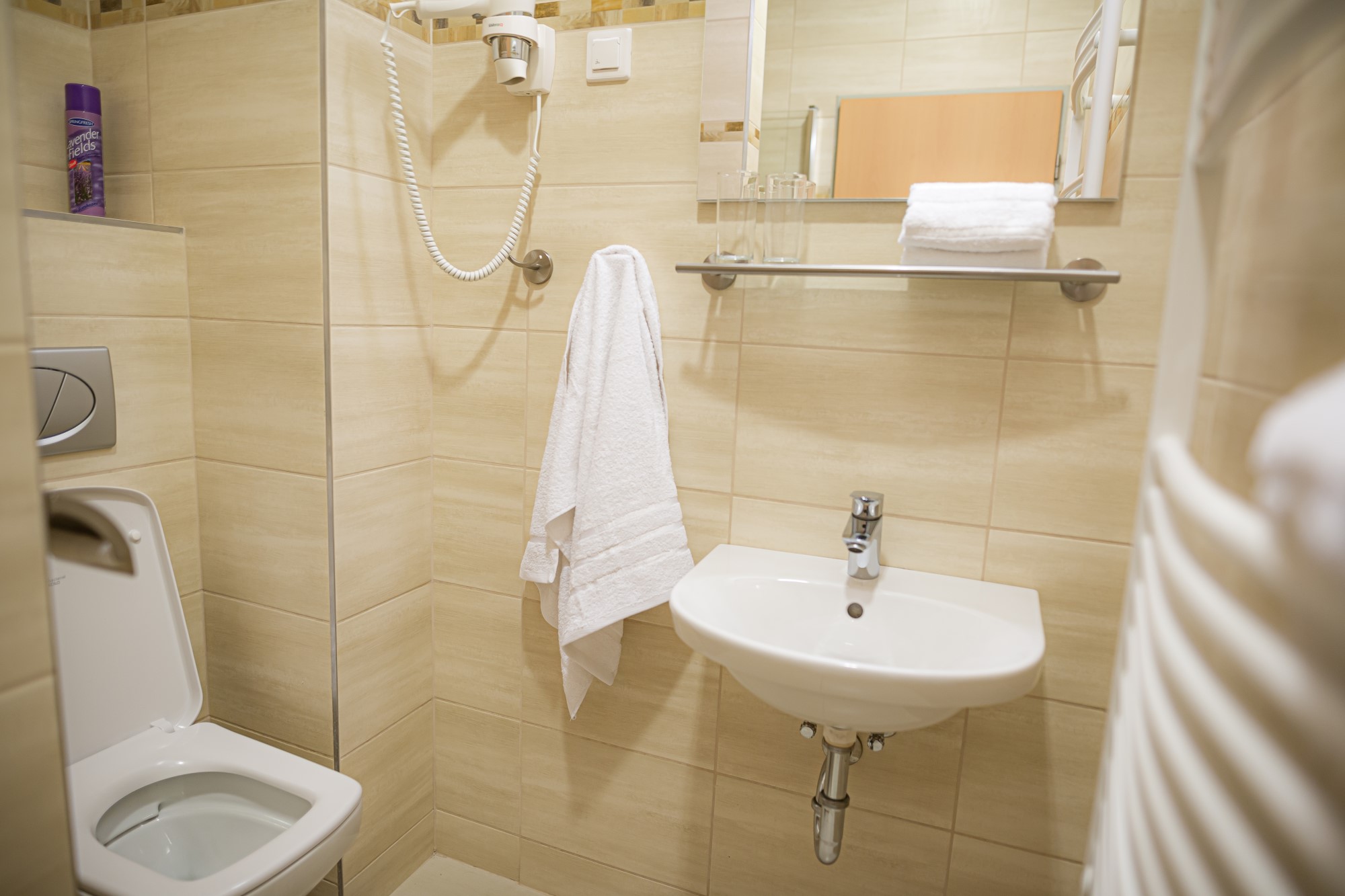 4 Évszak Hegyihotel