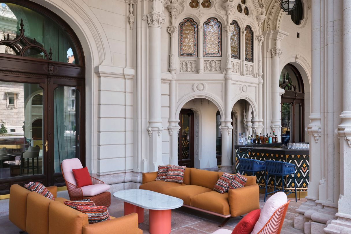 W Budapest