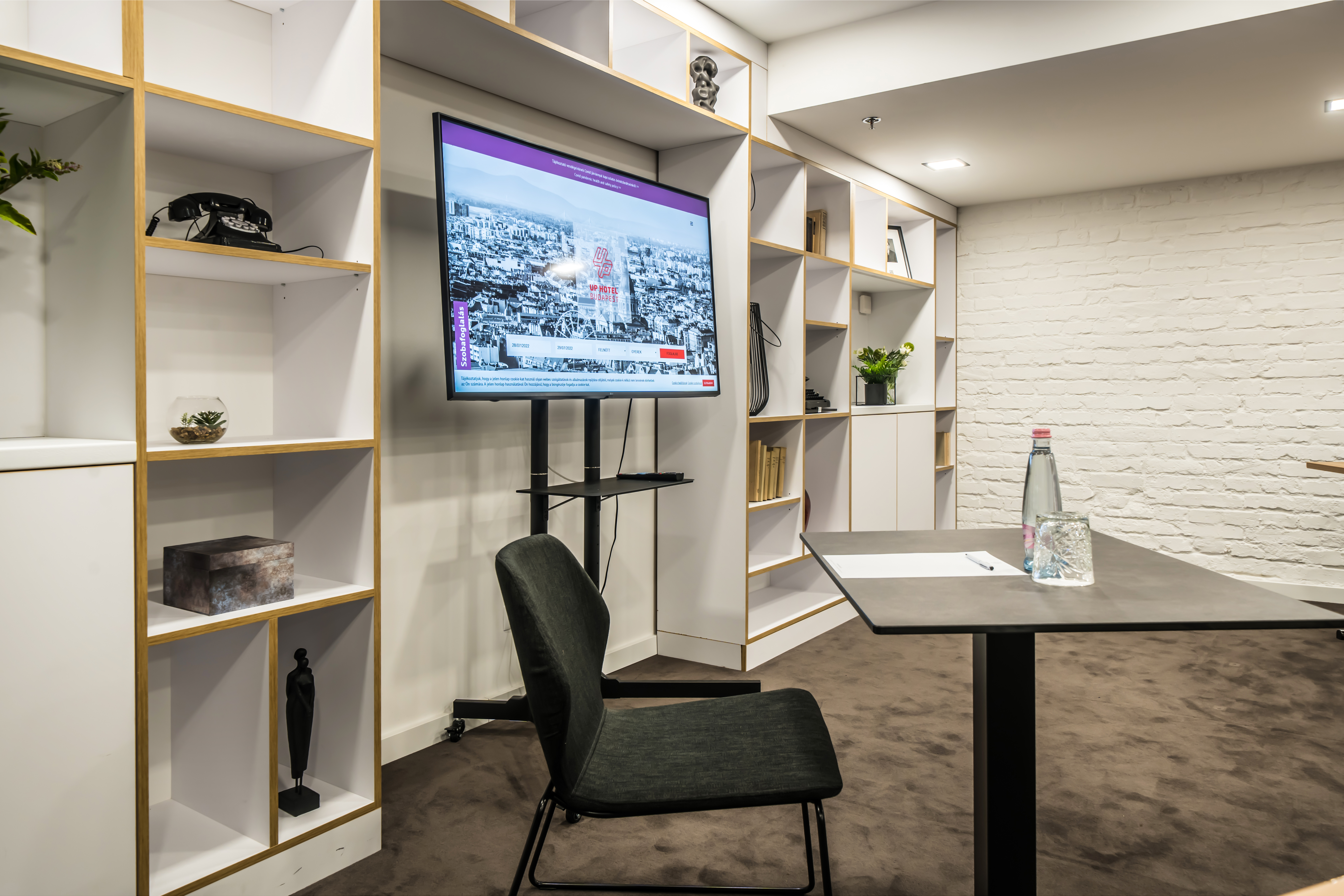 Up Hotel Budapest