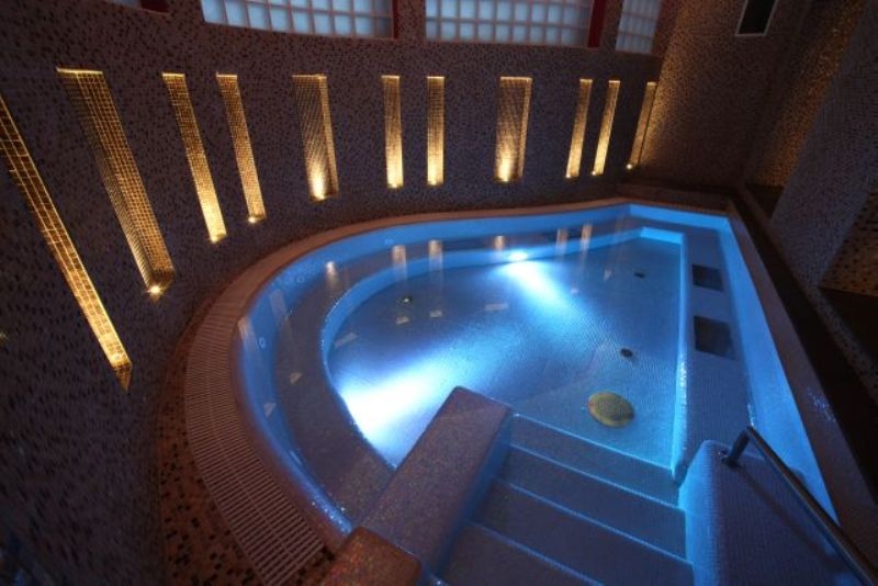 Kristály Imperial Hotel és Pálma Rendezvényház