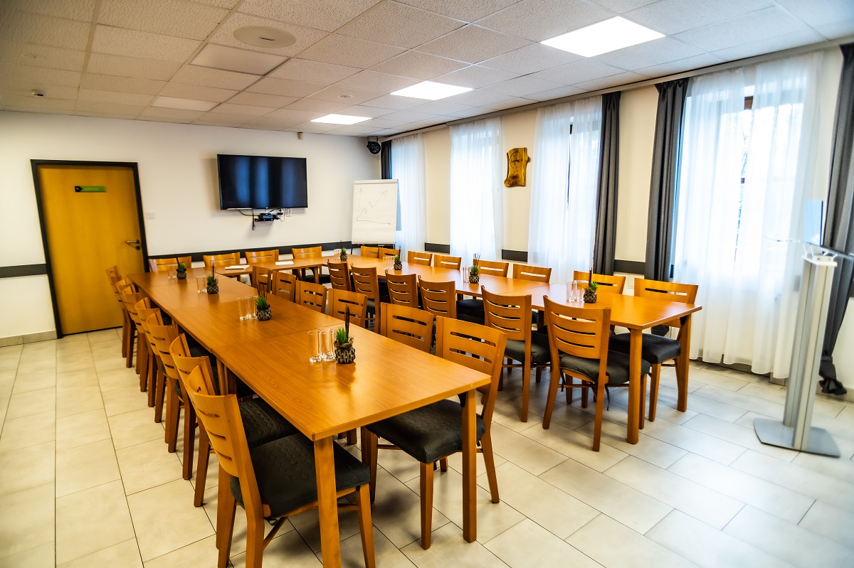 4 Évszak Hegyihotel