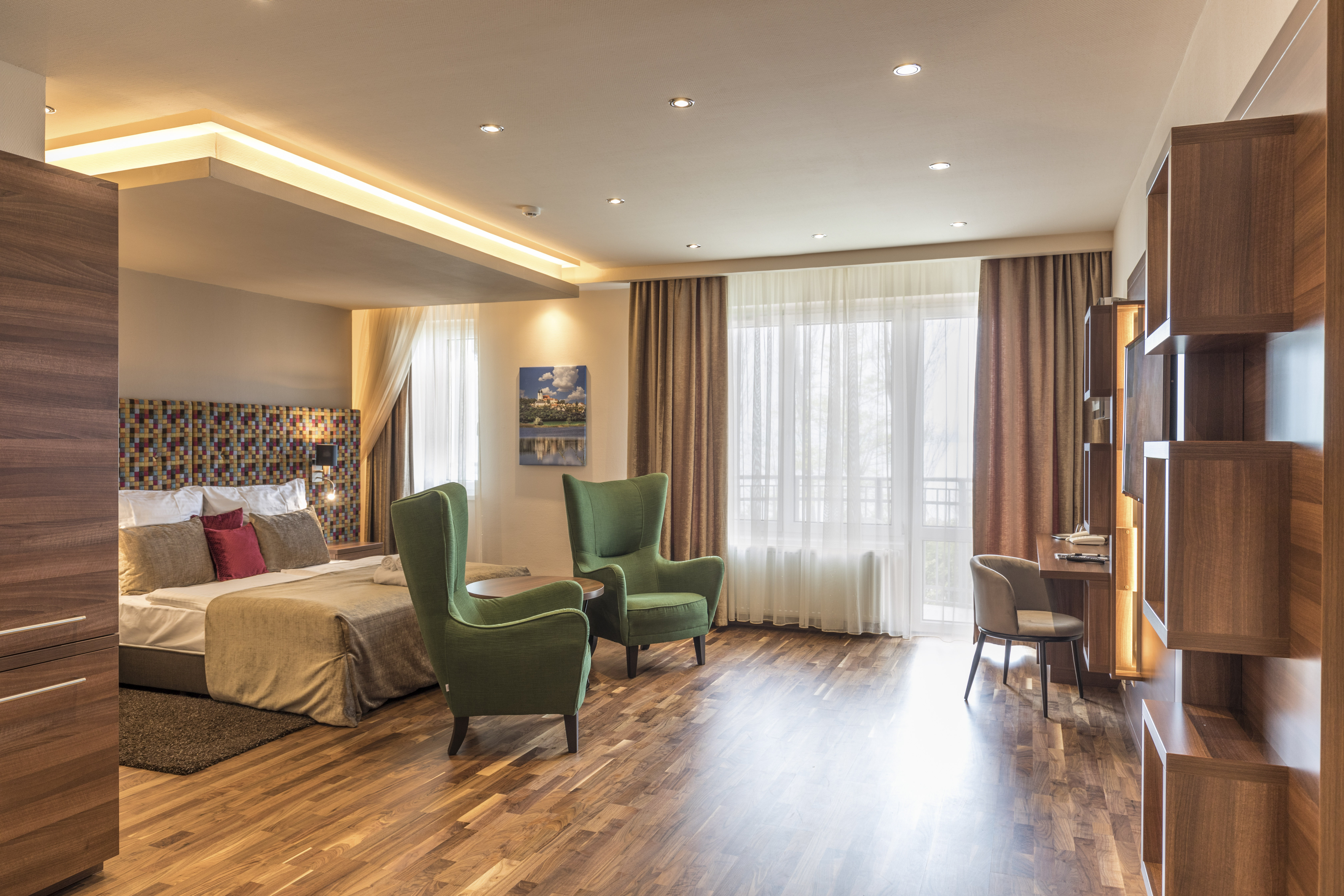 Tópart Hotel és Étterem