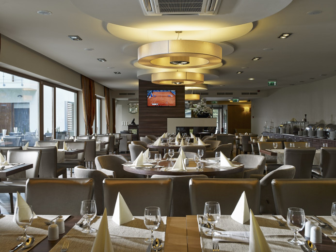 Barack Thermal Resort