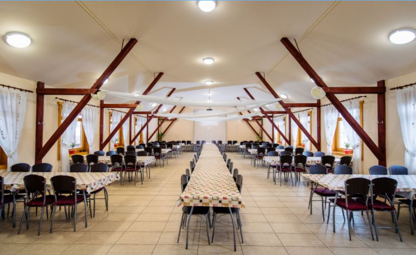 Cserkeszőlő Fürdő és Gyógyászati Központ Jurta Tábor