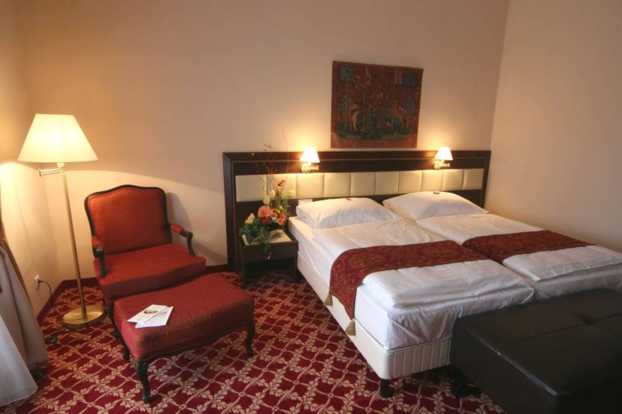 Kristály Imperial Hotel és Pálma Rendezvényház
