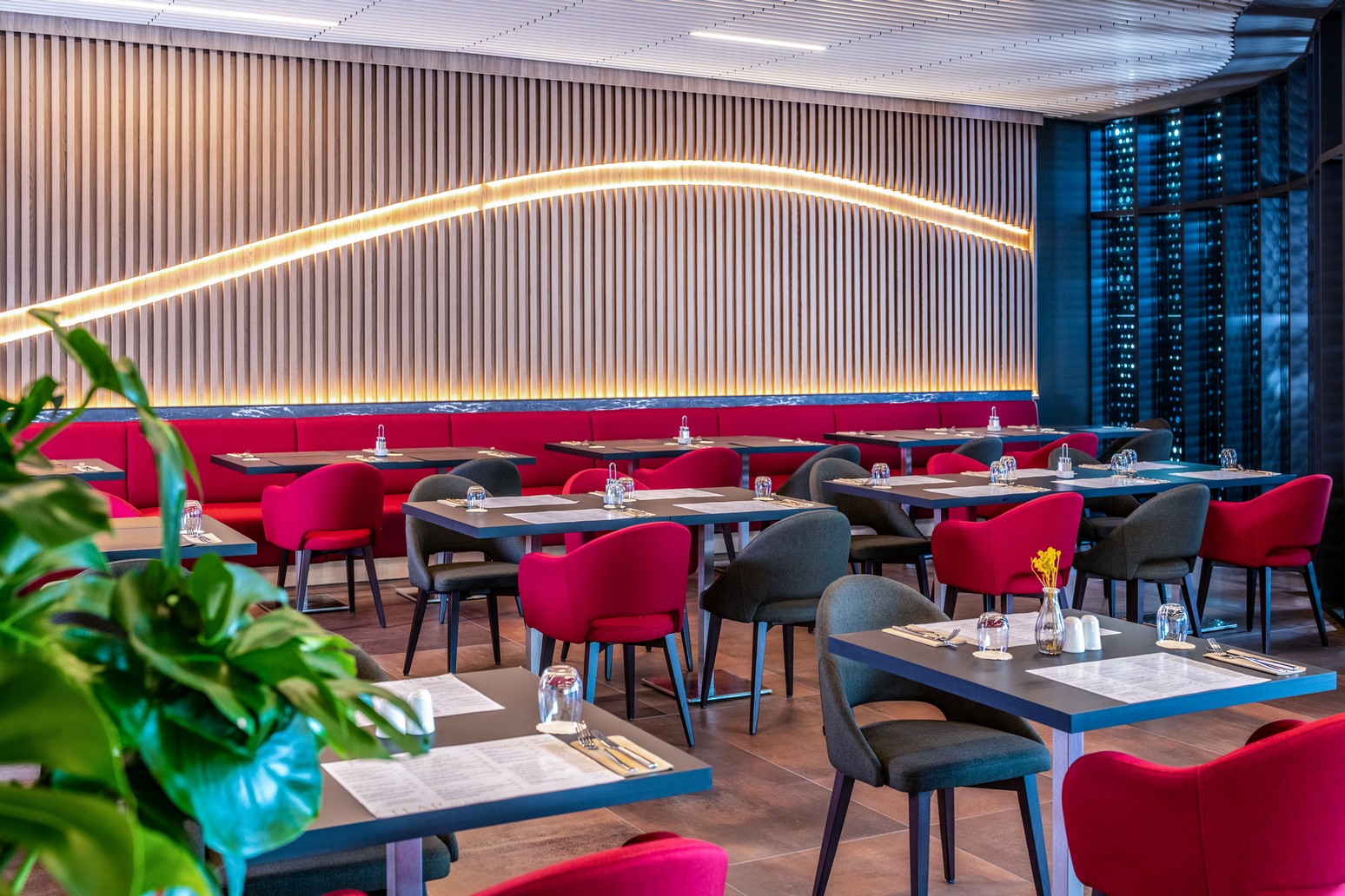 FLOW Hotel & Conference