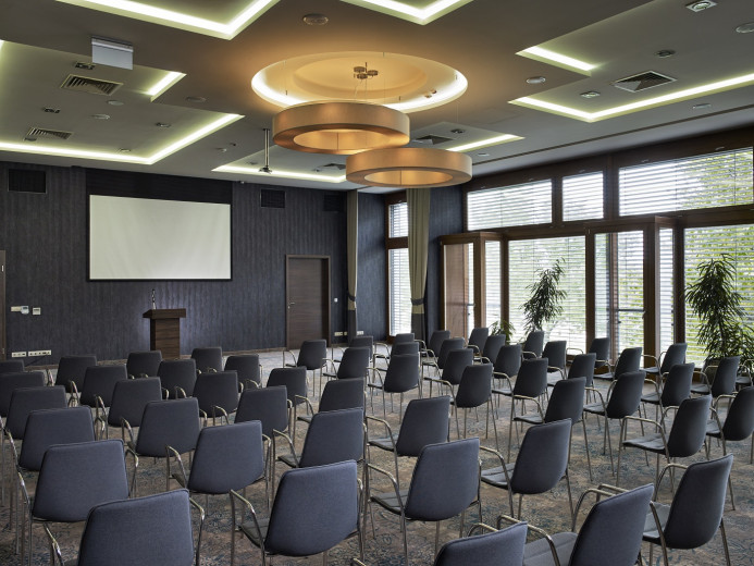 Barack Thermal Resort