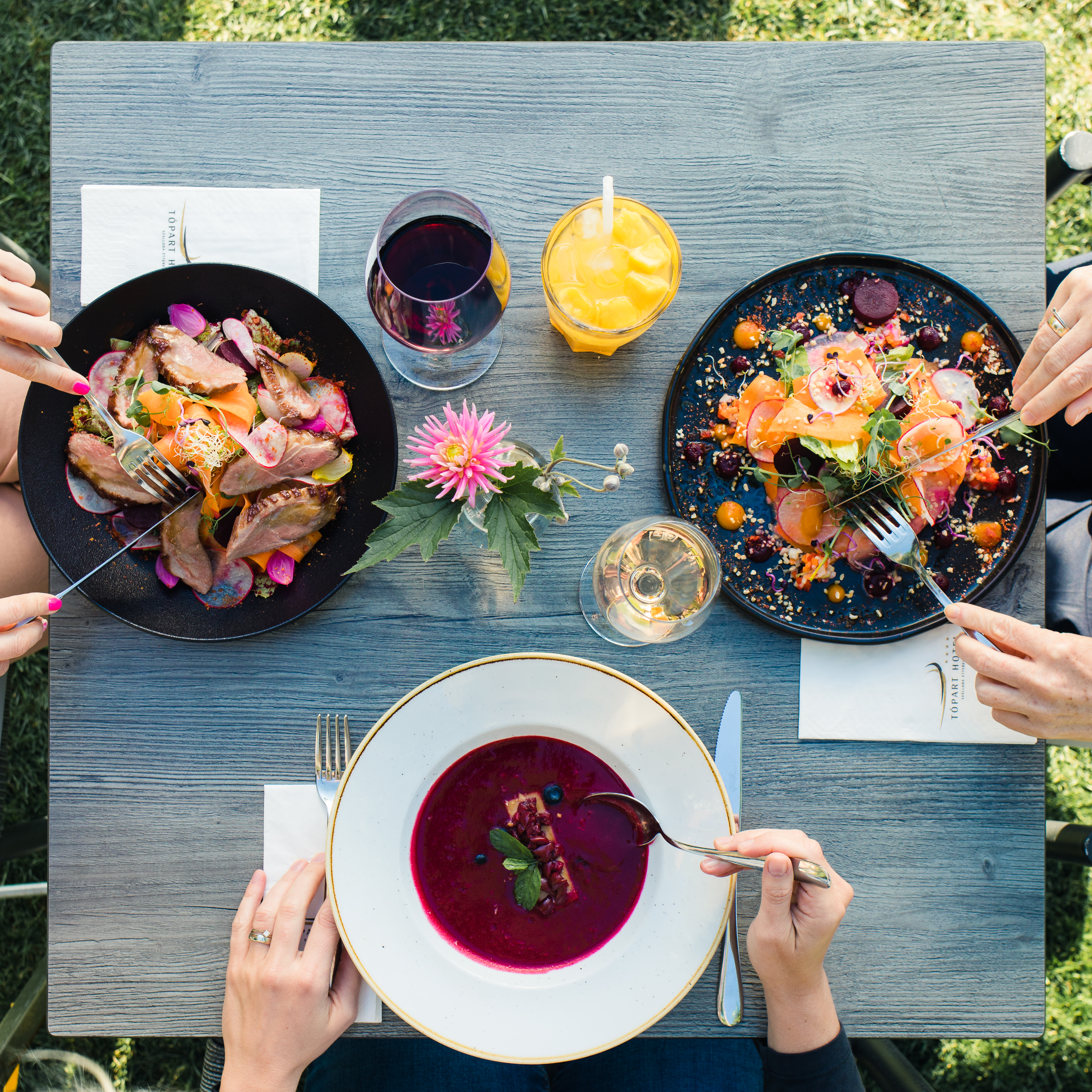 Tópart Hotel és Étterem