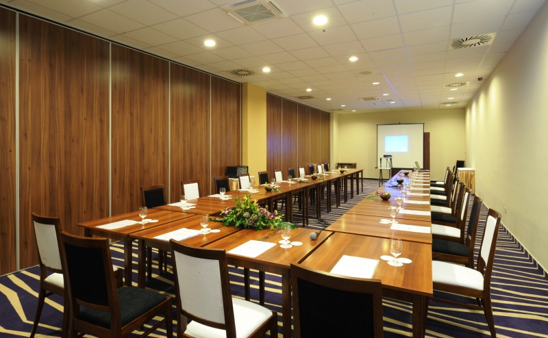 Hunguest Hotel Forrás