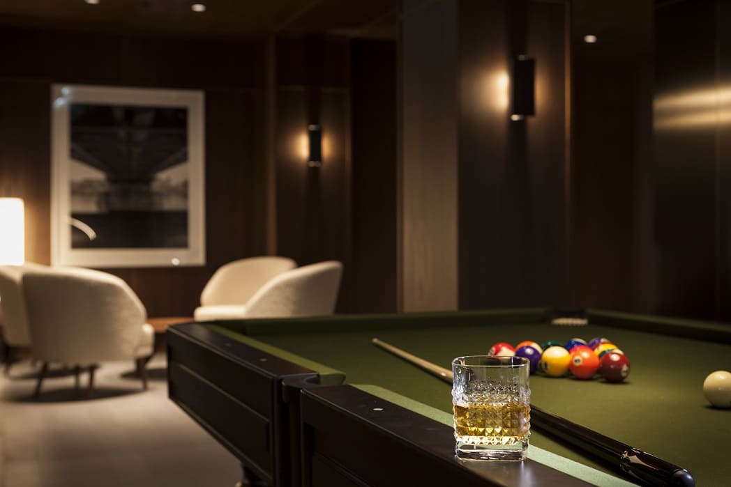 Kozmo Hotel Suites & Spa