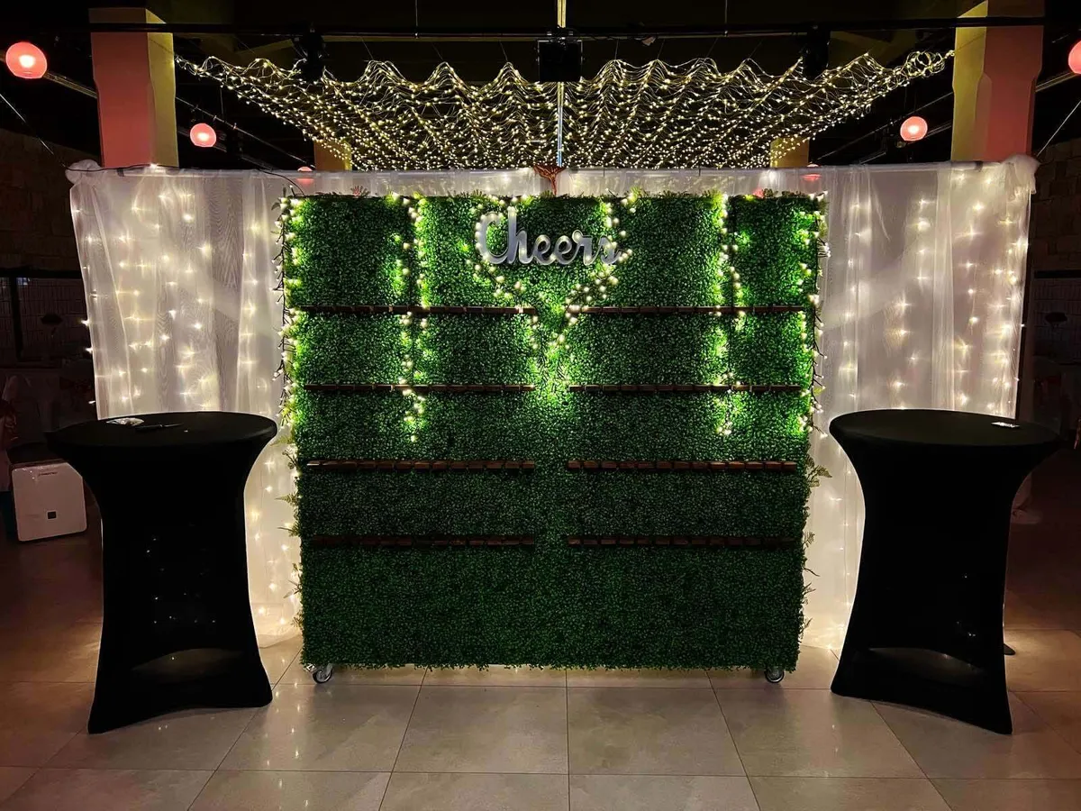 François díszterem