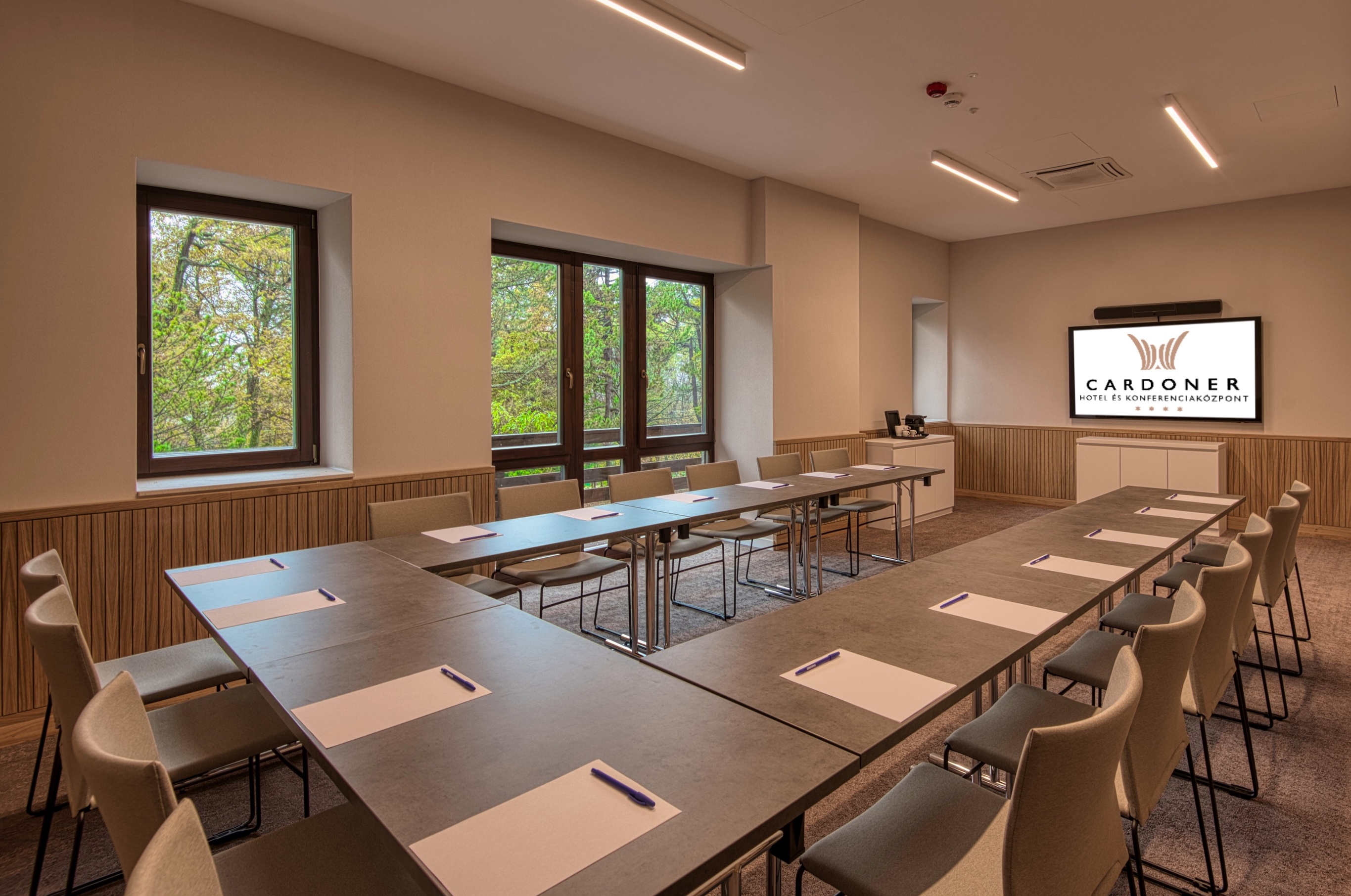 Cardoner Hotel és Konferenciaközpont Szekció II. rendezvényterem
