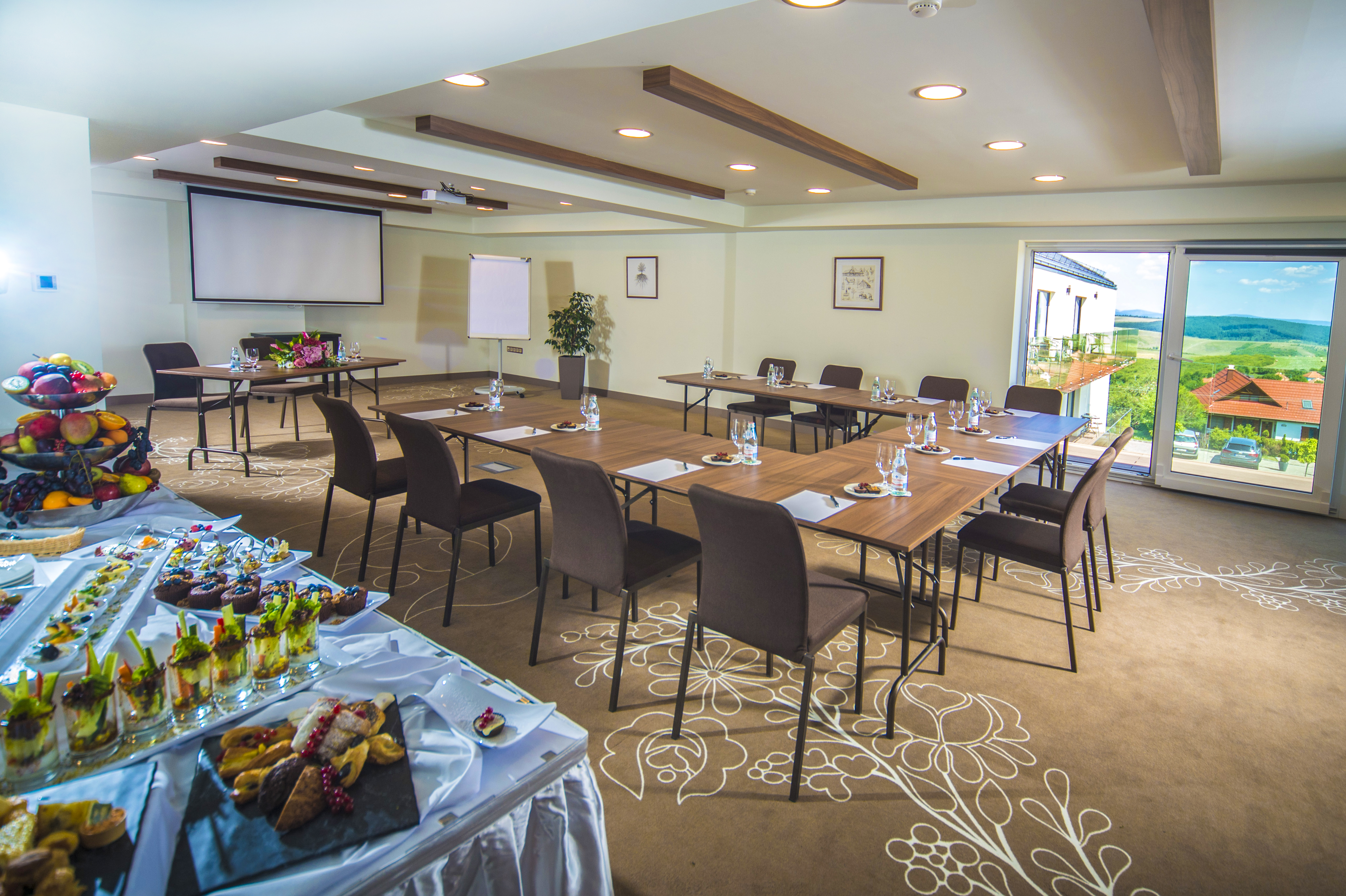 Tolnay Klári Szalon terembérlés