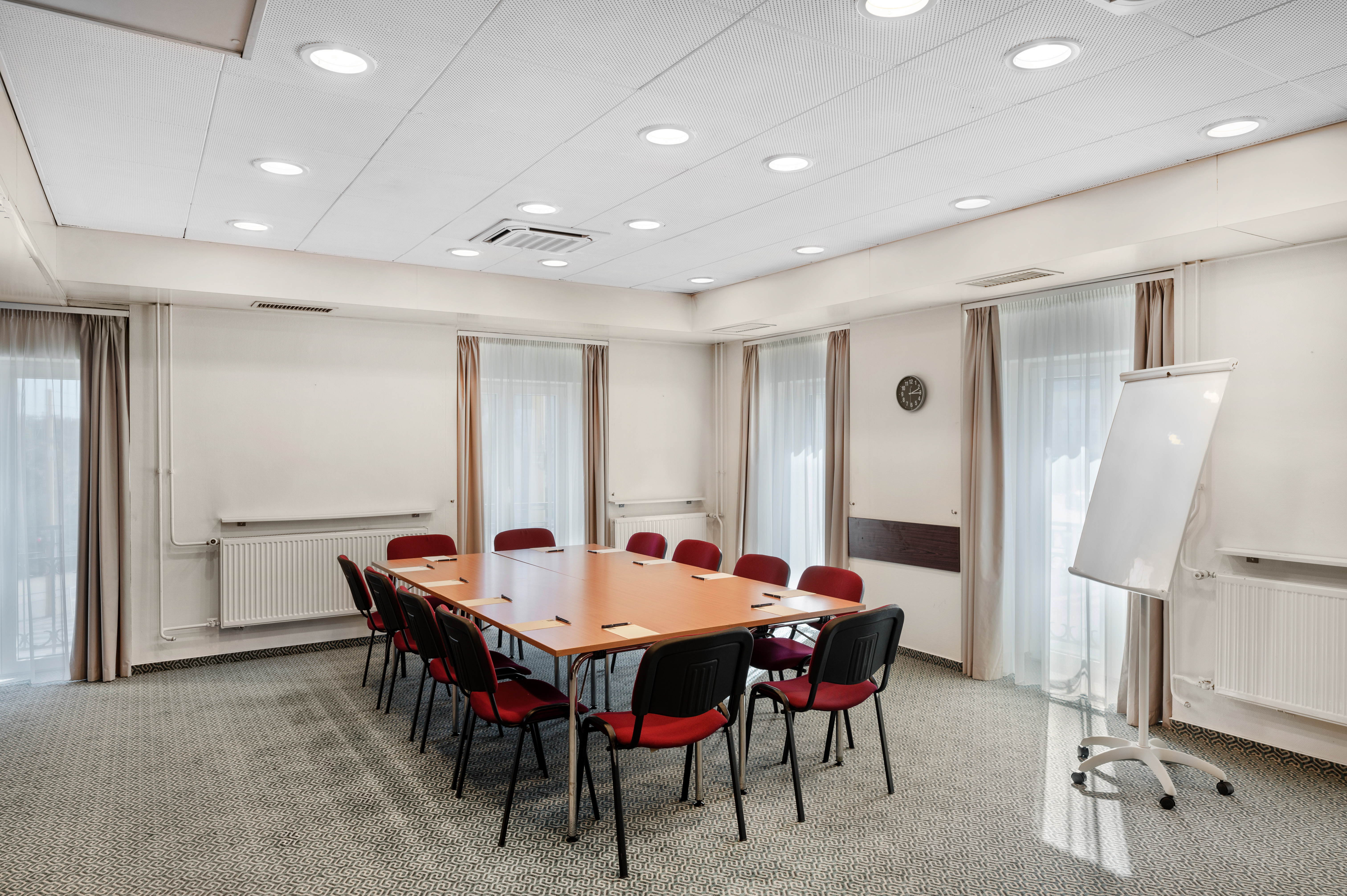 Marcal tárgyaló terem