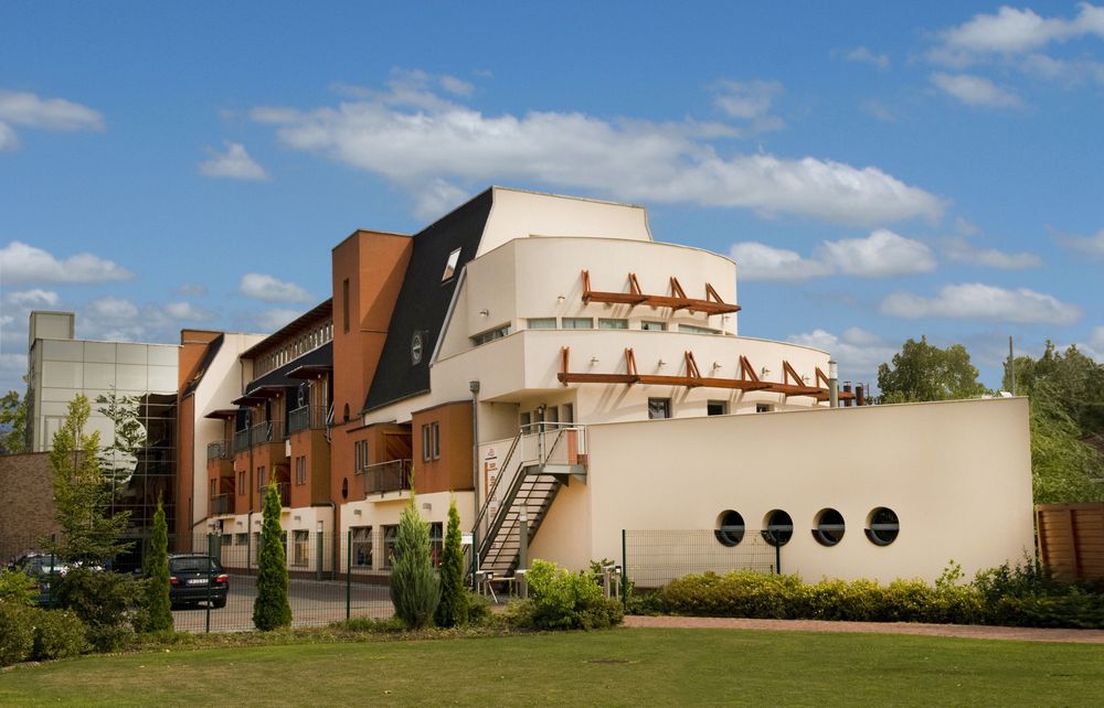 Holiday Beach Budapest Wellness & Conference Hotel