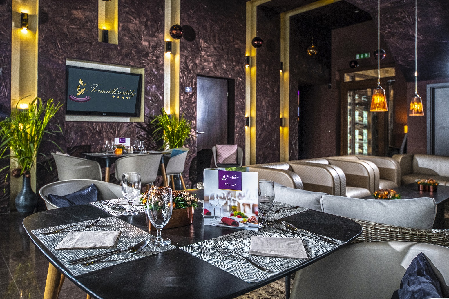 Session Hotel