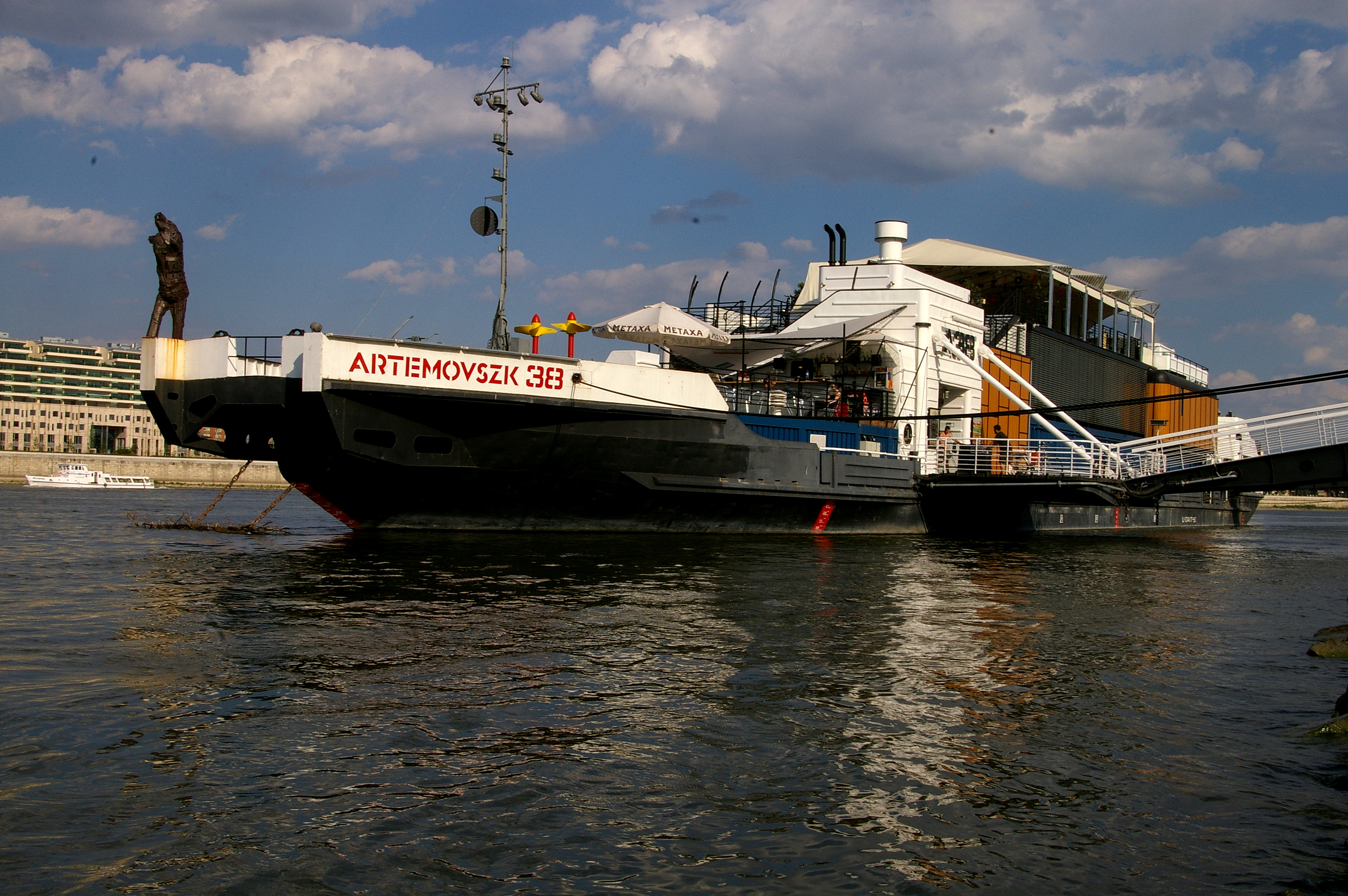 A38 Hajó