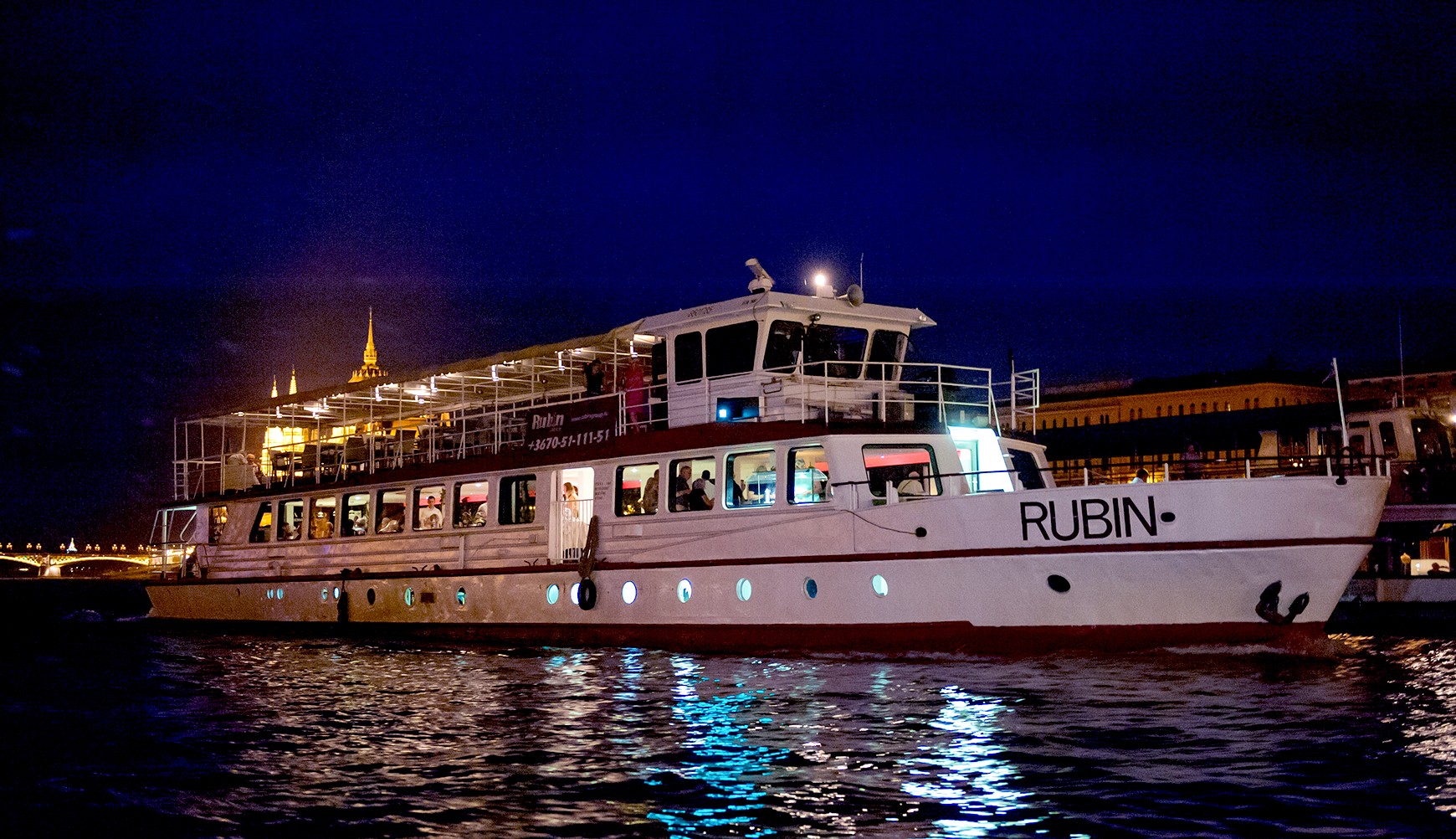 Rubin Hajó