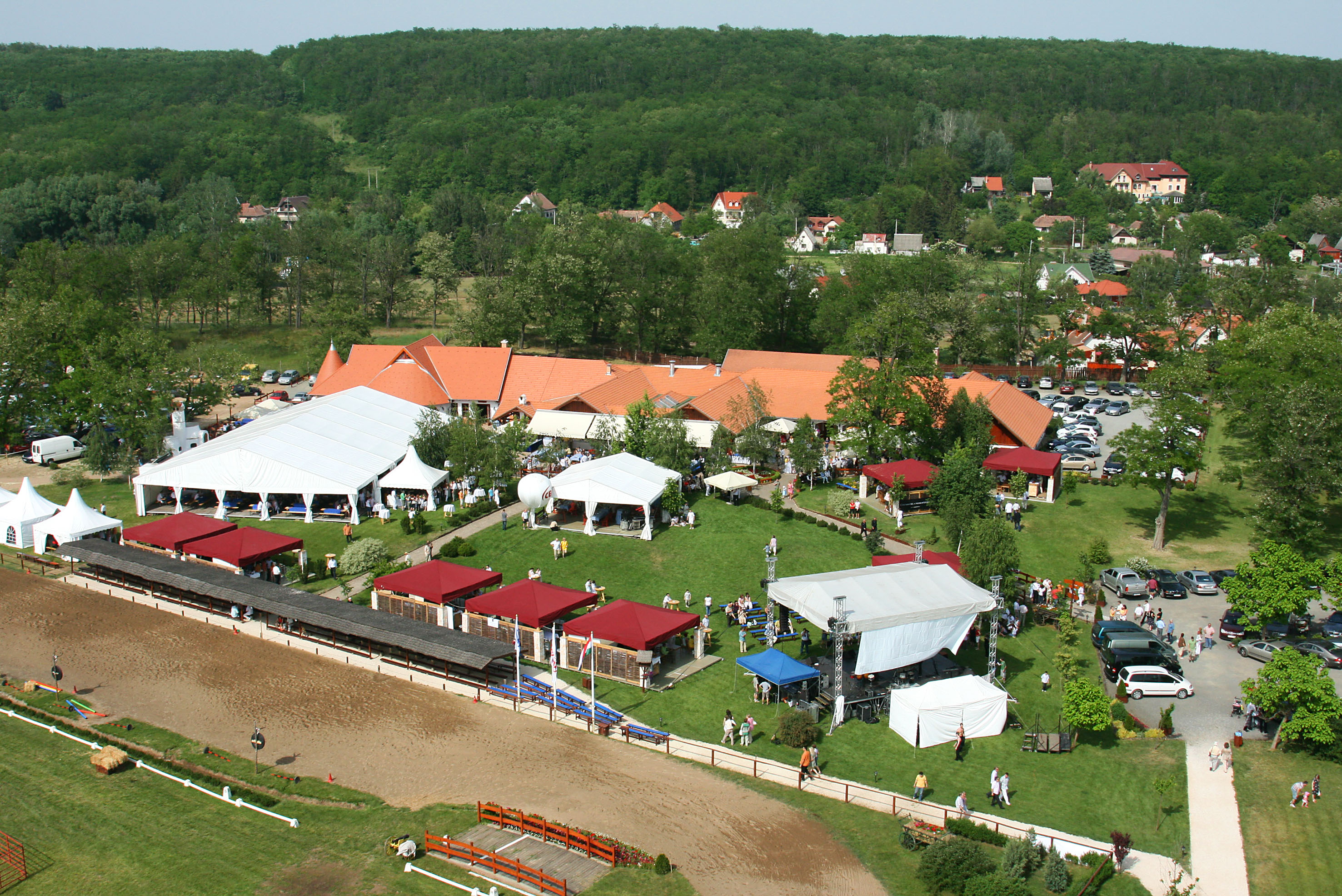 Lázár Lovaspark