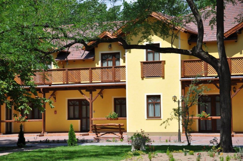 Forster Vadászkastély és Szálloda