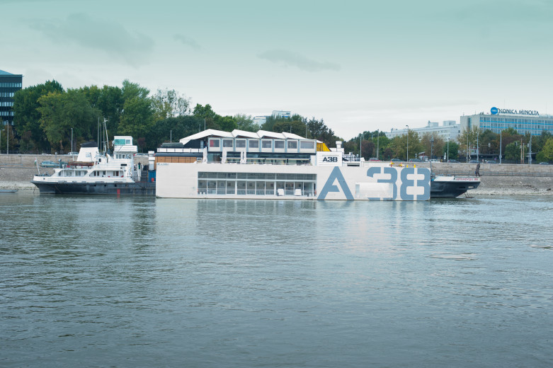 A38 Hajó