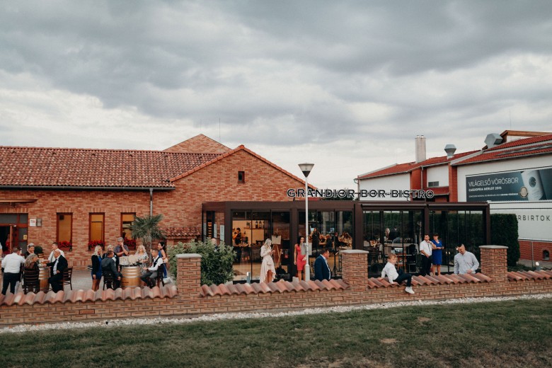 Grandior Borbistro - Günzer Tamás Pincészete