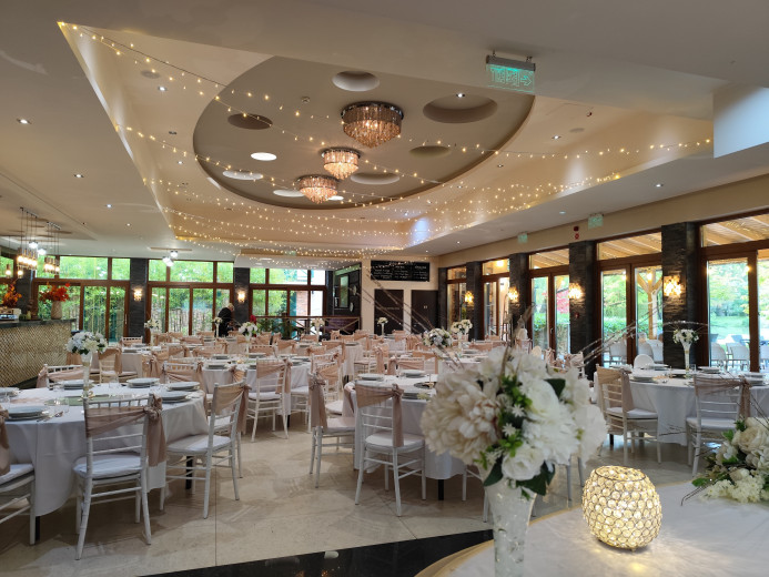 Duna Garden Hotel és Étterem