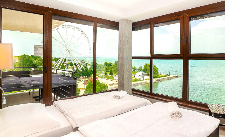 Balaton Hotel & Restaurant