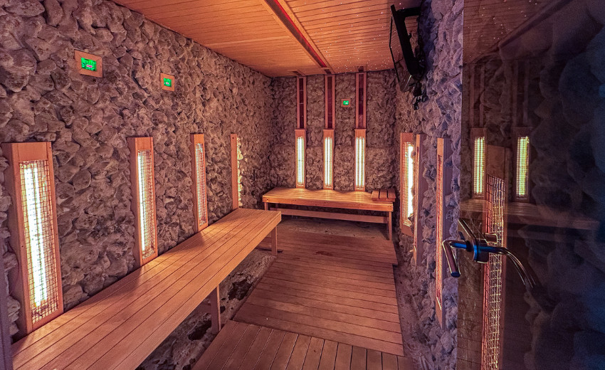 Balaton Hotel & Restaurant