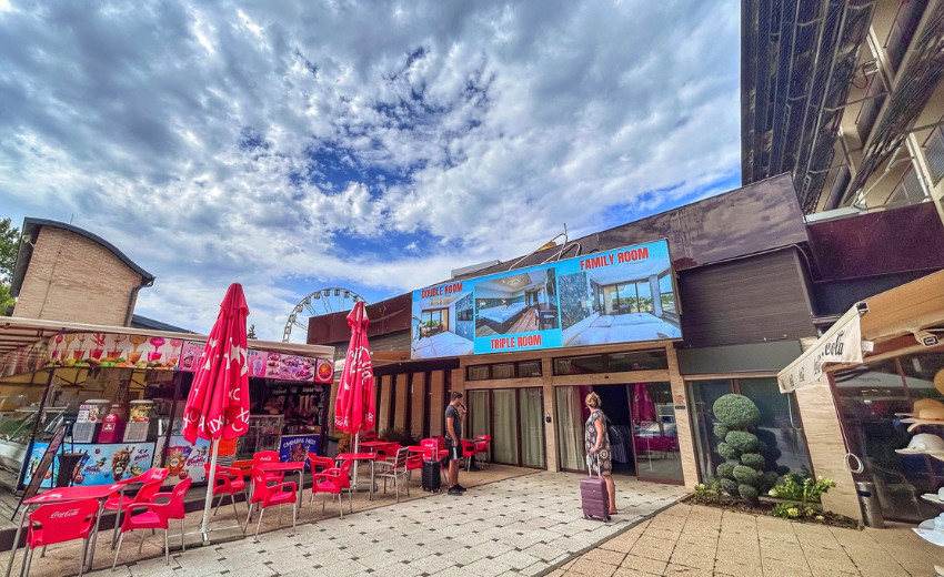 Balaton Hotel & Restaurant