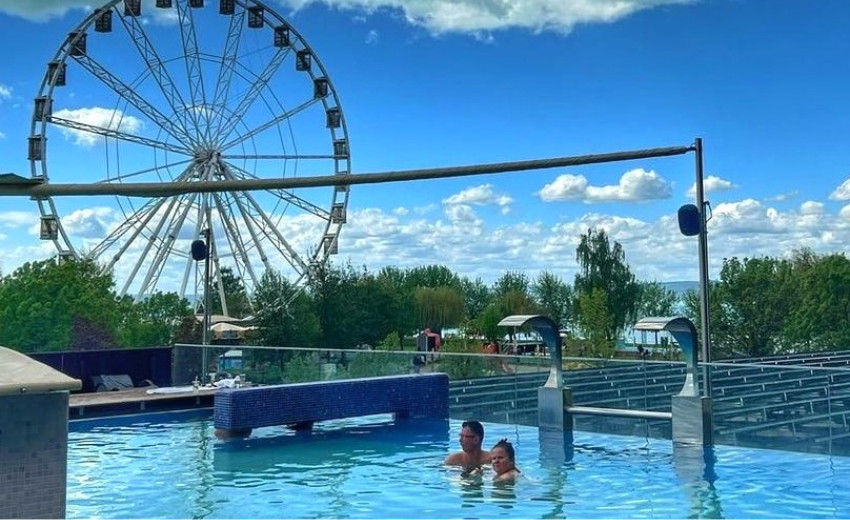 Balaton Hotel & Restaurant