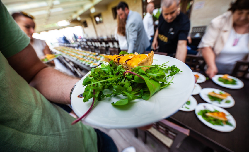 Balaton Hotel & Restaurant