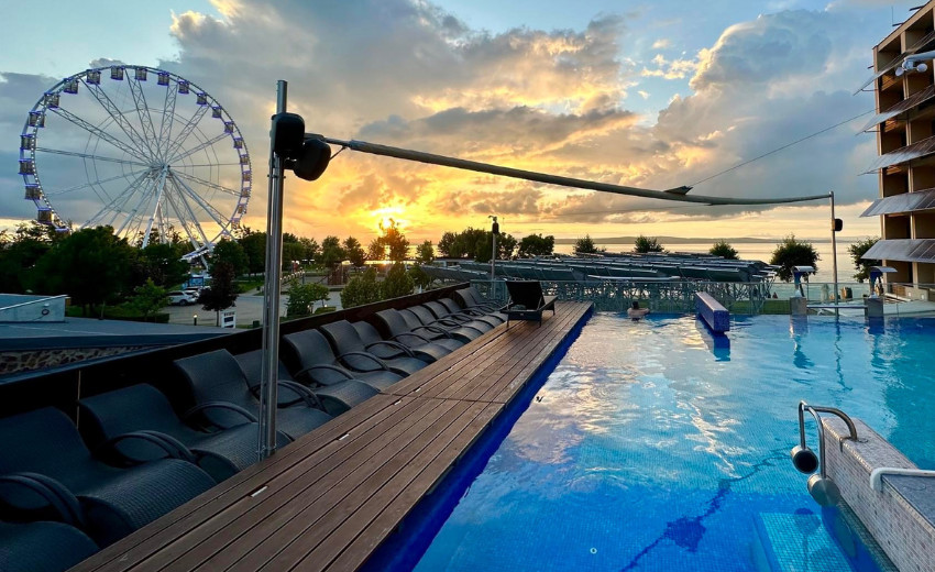 Balaton Hotel & Restaurant
