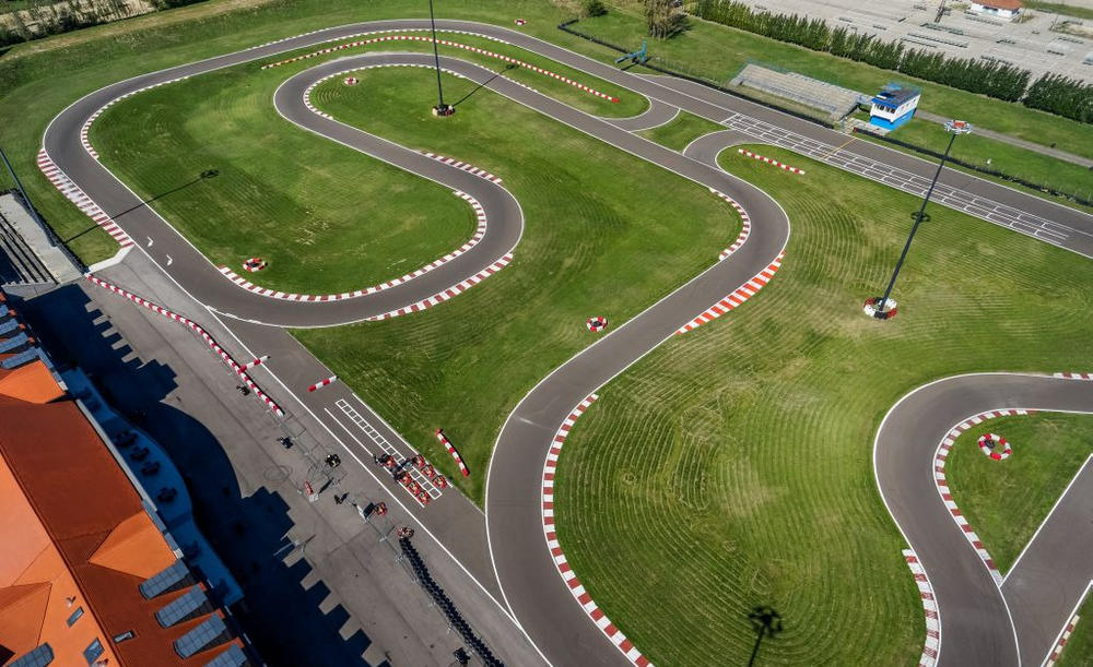 Gokart Hotel